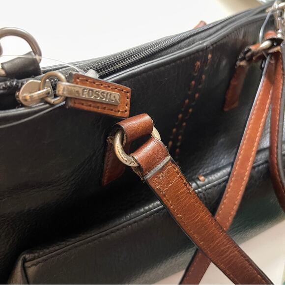 Fossil Vintage Y2K Pebbled Leather Crossbody Bag Black/Brown - Picture 9 of 10